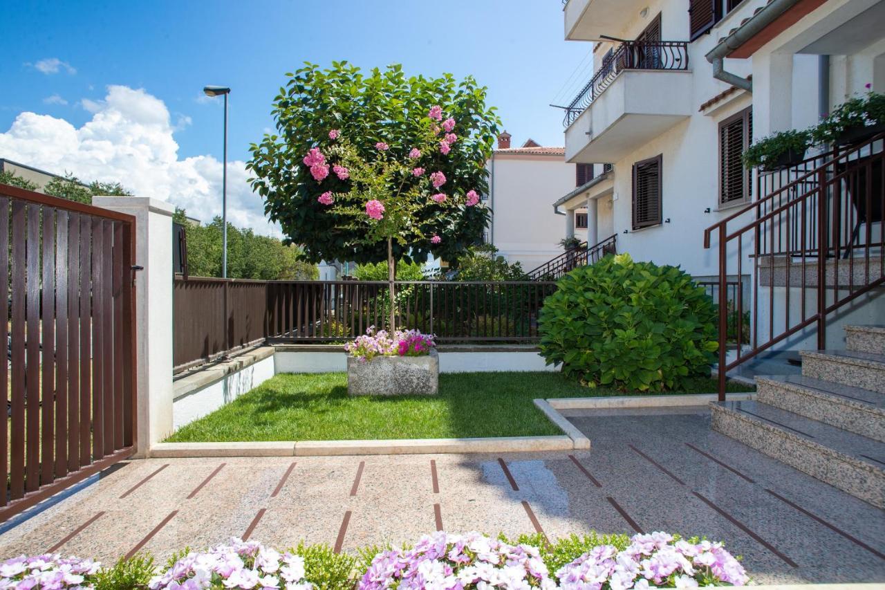 Studio Apartment Noah Rovinj Exterior photo